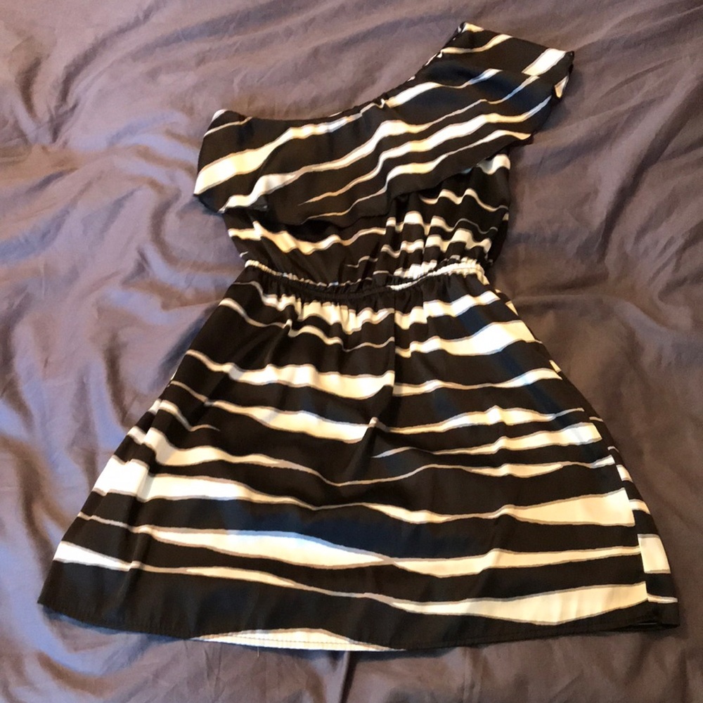One shoulder Dress